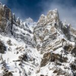 Avalanche en haute altitude au Népal, des alpinistes pris au piège