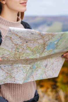 De la carte au terrain : préparer un voyage outdoor