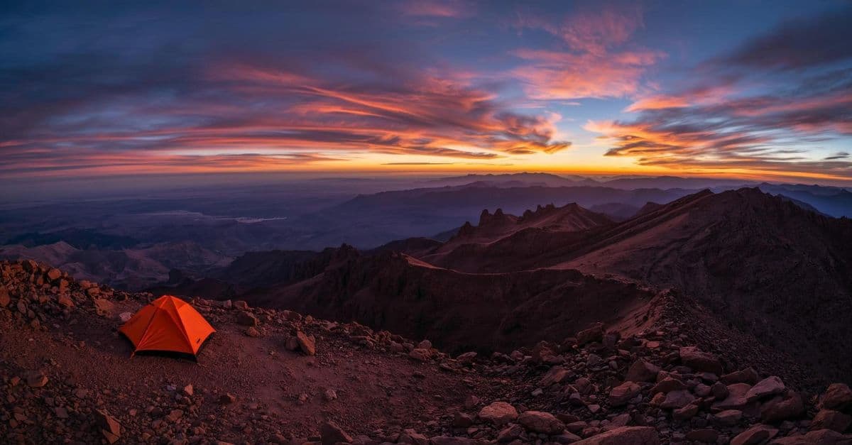 Trekking au M’Goun : panorama et bivouac