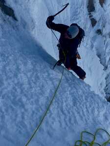 Ascension de la face Balfour du mont Tasman en Nouvelle Zélande Ascension de la face Balfour du mont Tasman en Nouvelle Zélande