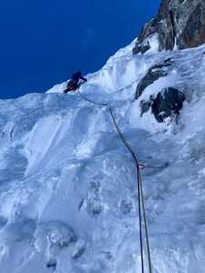 Escalade sur la face sud du mont Hicks en Nouvelle Zélande 