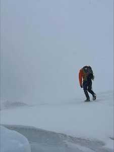 alpiniste Escalade sur la face sud du mont Hicks en Nouvelle Zélande