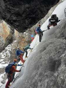 Stage d'escalade sur glace à Humde, Manang  Népal